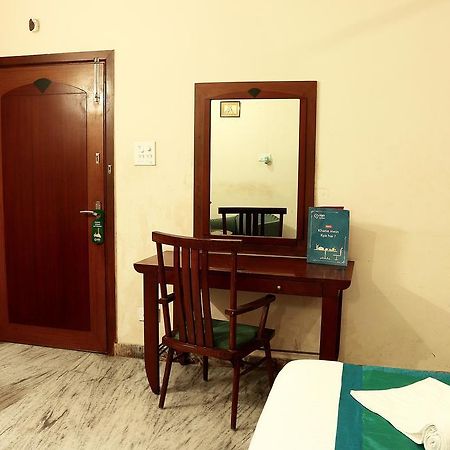 Oyo 1224 New Alipore Kalküta Dış mekan fotoğraf